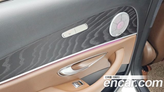 Mercedes-Benz E-Class (W213) E220d Avantgarde 2019 — фото 24
