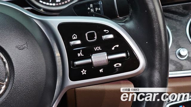 Mercedes-Benz E-Class (W213) E220d Avantgarde 2019 — фото 36