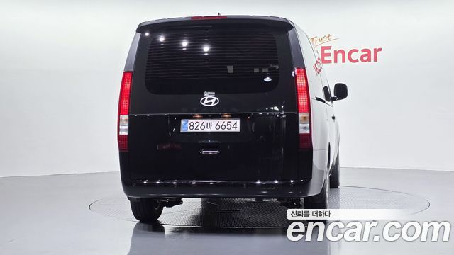 Hyundai Staria HEV 1.6T Cargo 5-Seater Modern 2026 — фото 4