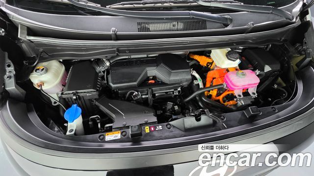 Hyundai Staria HEV 1.6T Cargo 5-Seater Modern 2026 — фото 6