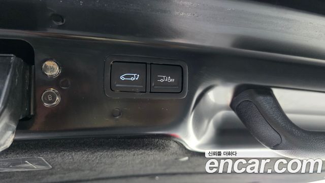 Hyundai Staria HEV 1.6T Cargo 5-Seater Modern 2026 — фото 33
