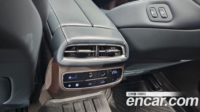 Genesis G80 (RG3) Gasoline 3.5 Turbo AWD 2021 — фото 32