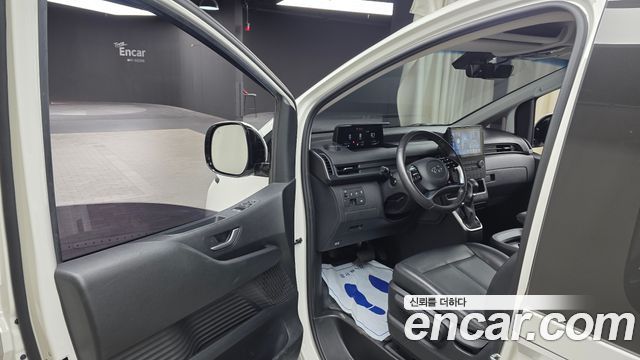 Hyundai Staria Cargo 5-Seater Modern 2022 — фото 10