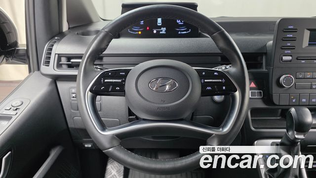 Hyundai Staria Cargo 5-Seater Modern 2022 — фото 13
