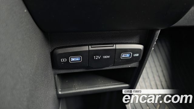 Hyundai Staria Cargo 5-Seater Modern 2022 — фото 18