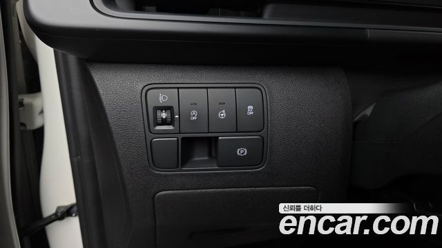 Hyundai Staria Cargo 5-Seater Modern 2022 — фото 19