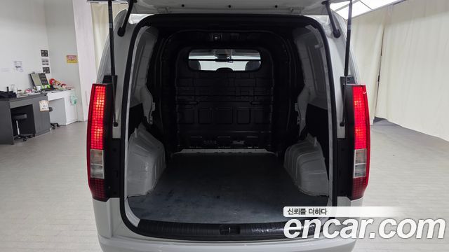 Hyundai Staria Cargo 5-Seater Modern 2022 — фото 20