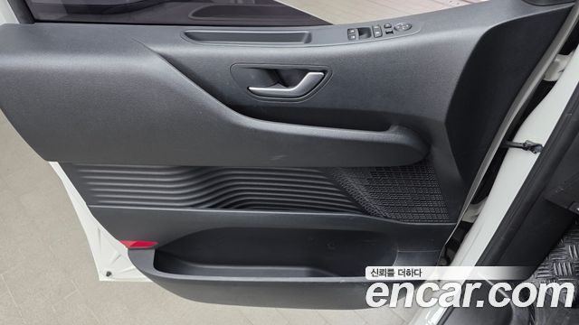 Hyundai Staria Cargo 5-Seater Modern 2022 — фото 24