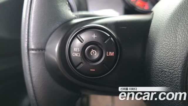 MINI Cooper D 5Door Standard 3rd 2019 — фото 17