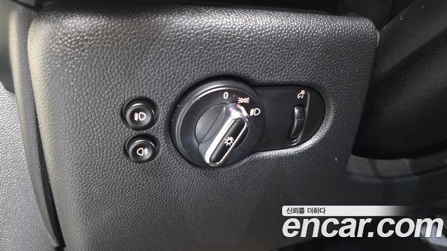 MINI Cooper D 5Door Standard 3rd 2019 — фото 29