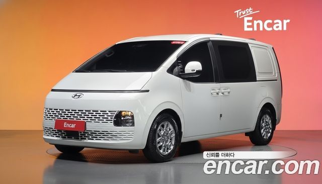 Hyundai Staria Cargo 5-Seater Modern 2022 — фото 1