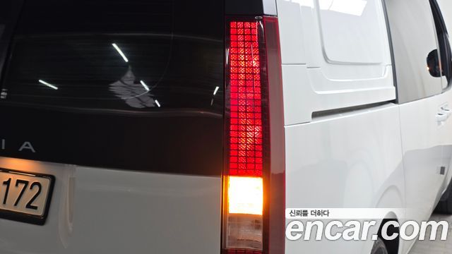 Hyundai Staria Cargo 5-Seater Modern 2022 — фото 23