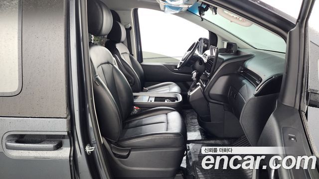 Hyundai Staria L3.5 Cargo 5-Seater Modern 2023 — фото 26