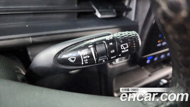 Hyundai Staria L3.5 Cargo 5-Seater Modern 2023 — фото 29