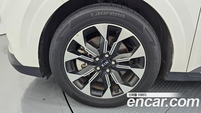 Kia Carnival (IV) Diesel 9-Seater Signature 2021 — фото 5