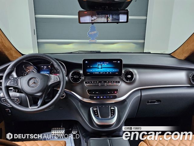 Mercedes-Benz V-Class V220 CDI W447 2023 — фото 7