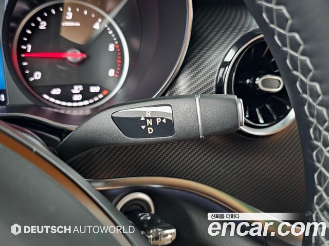 Mercedes-Benz V-Class V220 CDI W447 2023 — фото 9