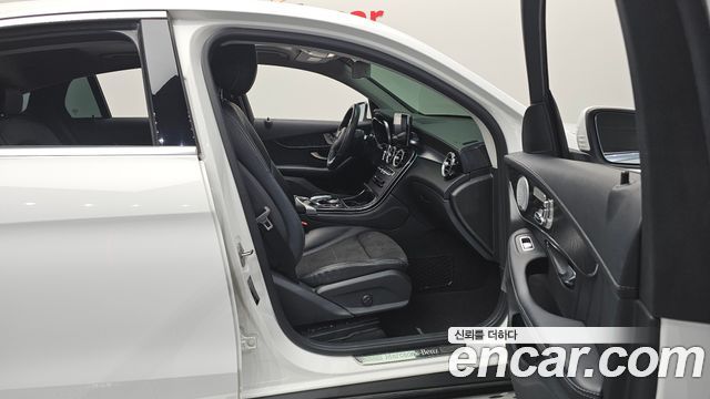 Mercedes-Benz GLC-Class (X253) GLC250 d 4MATIC Coupe 2018 — фото 32