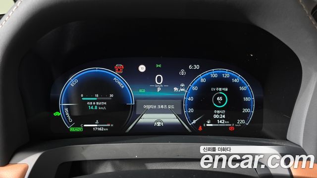 Toyota Alphard (IV) 2.5 HEV Executive AWD 2025 — фото 8