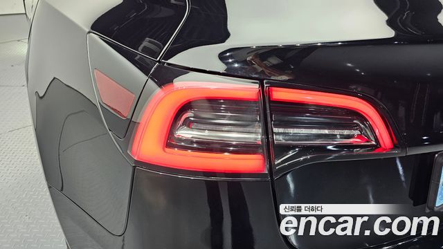 Tesla Model 3 Long Range AWD 2020 — фото 29