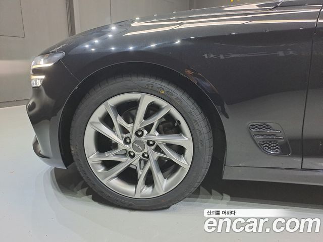 Genesis G70 Gasoline 2.0T 2WD 2023 — фото 6
