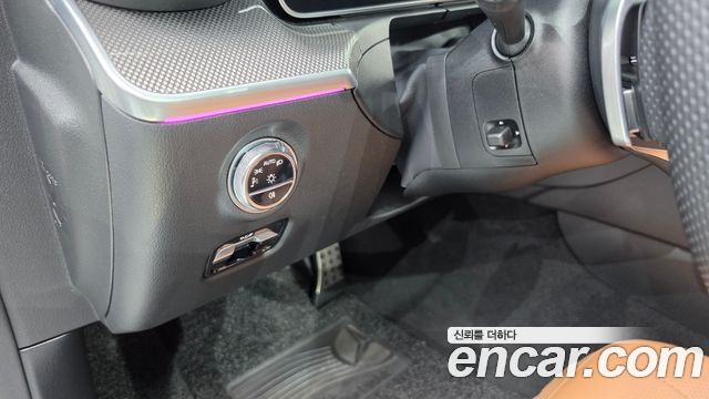 Mercedes-Benz CLE-Class (C236) CLE200 Coupe 2024 — фото 19