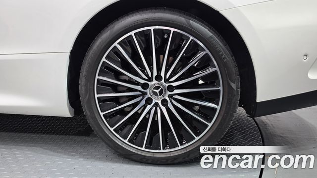 Mercedes-Benz CLE-Class (C236) CLE200 Coupe 2024 — фото 21