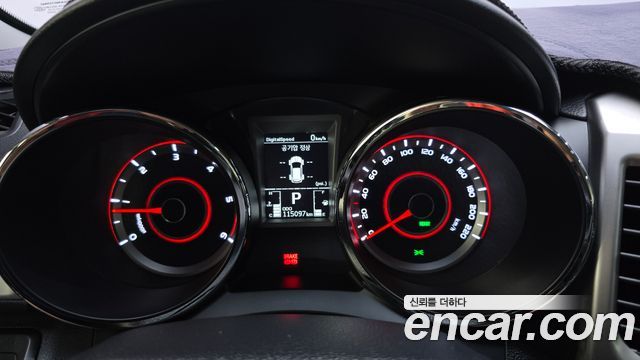 KG Mobility (SsangYong) Tivoli Diesel LX 2WD 2016 — фото 8