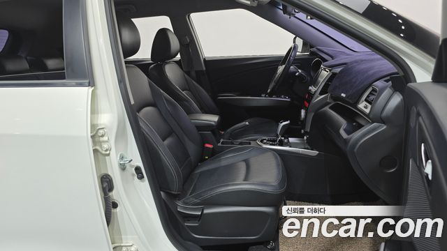 KG Mobility (SsangYong) Tivoli Diesel LX 2WD 2016 — фото 11