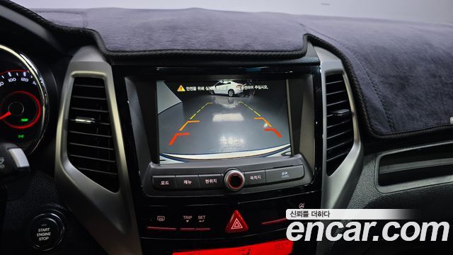 KG Mobility (SsangYong) Tivoli Diesel LX 2WD 2016 — фото 15
