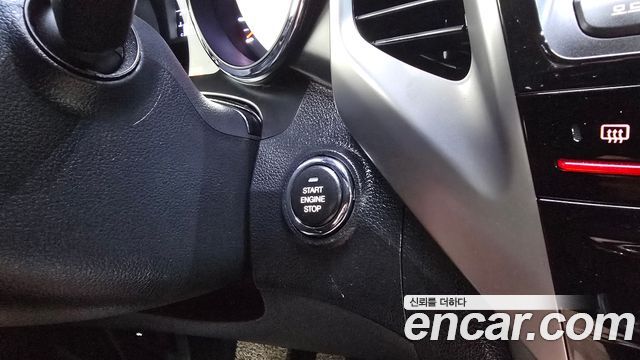 KG Mobility (SsangYong) Tivoli Diesel LX 2WD 2016 — фото 27