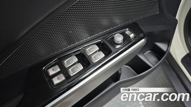 KG Mobility (SsangYong) Tivoli Diesel LX 2WD 2016 — фото 29