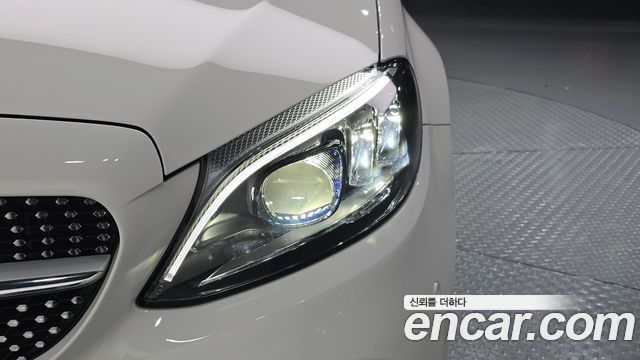 Mercedes-Benz C-Class (W205) C200 Coupe 2023 — фото 22