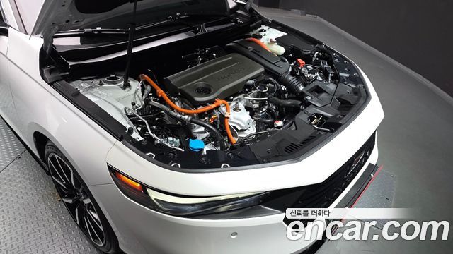 Honda Accord (XI) 2.0 Hybrid Touring 2023 — фото 6