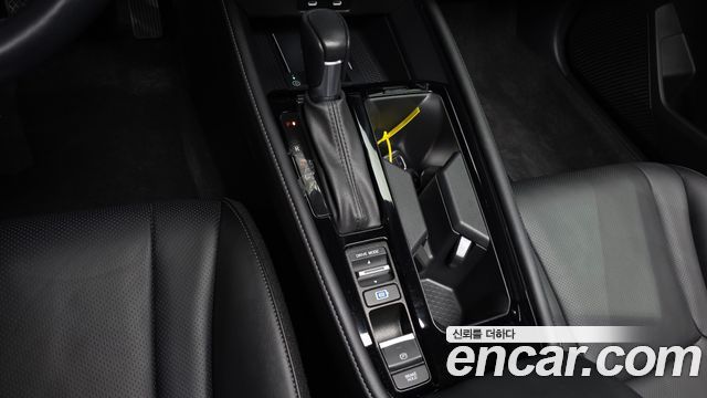 Honda Accord (XI) 2.0 Hybrid Touring 2023 — фото 9