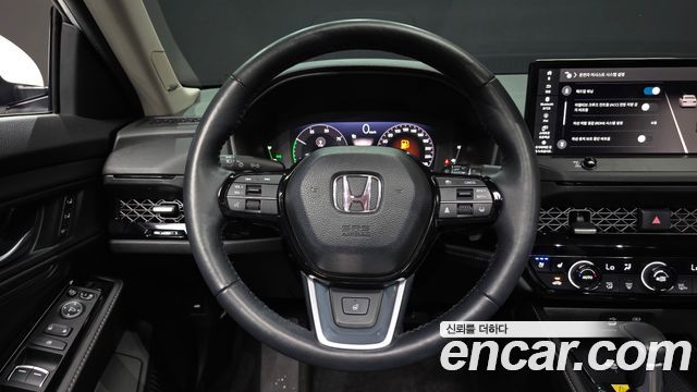 Honda Accord (XI) 2.0 Hybrid Touring 2023 — фото 13