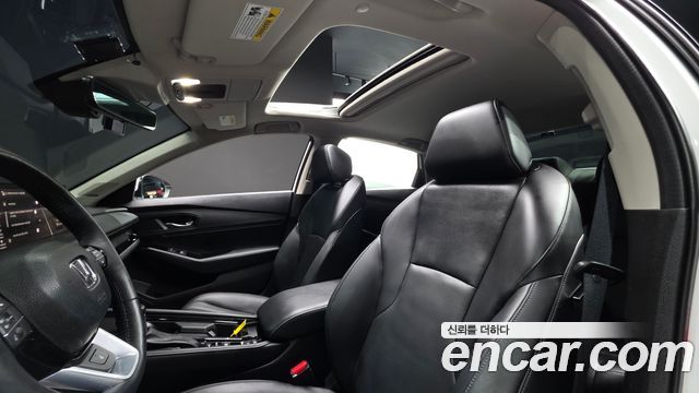 Honda Accord (XI) 2.0 Hybrid Touring 2023 — фото 15