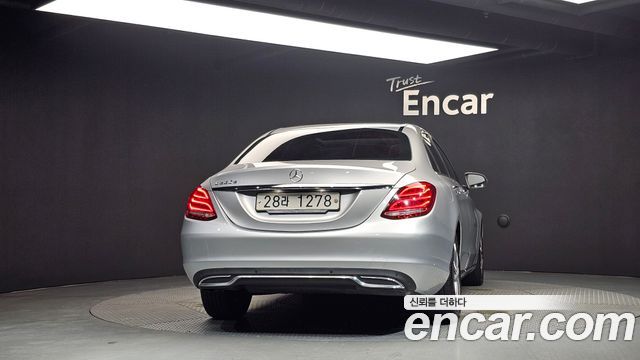 Mercedes-Benz C-Class (W205) C220 d Avantgarde 2016 — фото 4