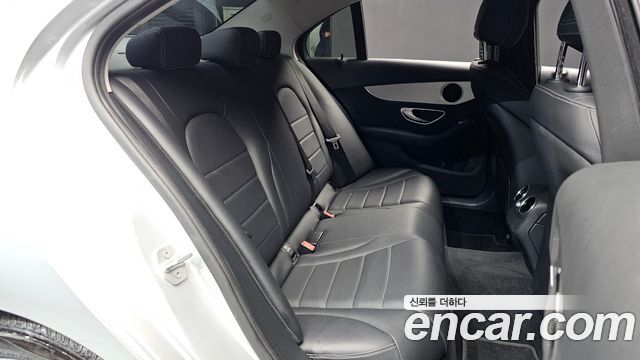 Mercedes-Benz C-Class (W205) C220 d Avantgarde 2016 — фото 16