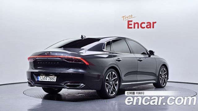 Hyundai Grandeur (IG) 3.0 LPi Exclusive 2023 — фото 2