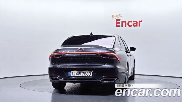Hyundai Grandeur (IG) 3.0 LPi Exclusive 2023 — фото 4