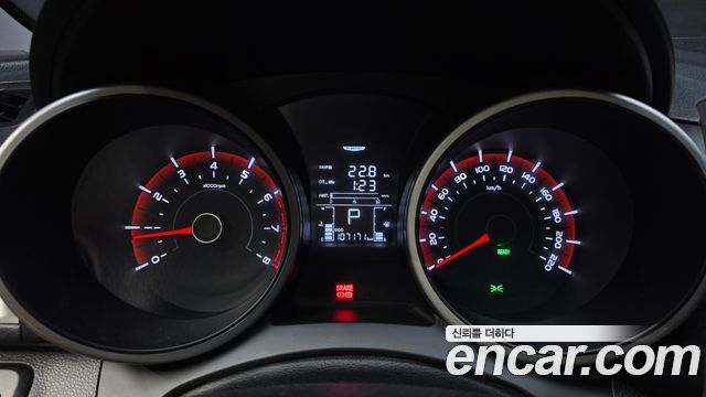 KG Mobility (SsangYong) Tivoli VX 2WD 2016 — фото 8