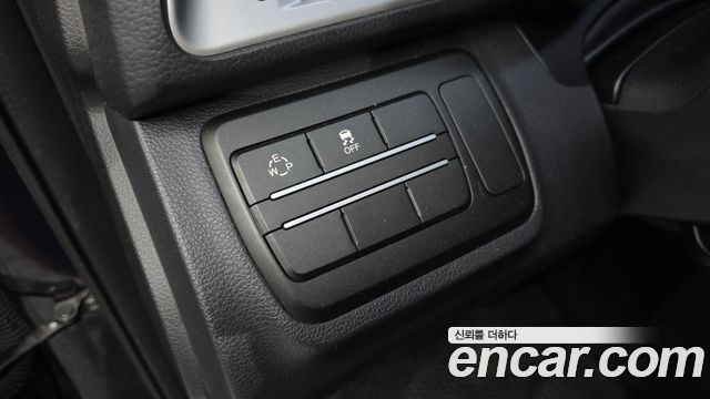 KG Mobility (SsangYong) Tivoli VX 2WD 2016 — фото 14