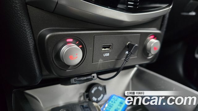 KG Mobility (SsangYong) Tivoli VX 2WD 2016 — фото 19