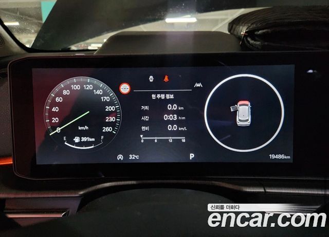 Kia Sportage (V) Gasoline 1.6 Turbo 2WD Signature 2025 — фото 8