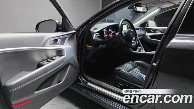 Genesis G70 2.0T AWD Elite 2020 — фото 10