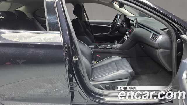 Genesis G70 2.0T AWD Elite 2020 — фото 11