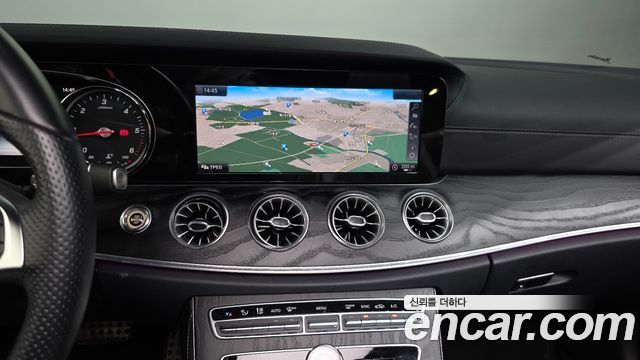 Mercedes-Benz E-Class (W213) E220d Cabriolet 2018 — фото 18