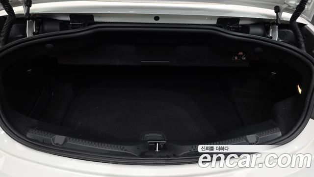 Mercedes-Benz E-Class (W213) E220d Cabriolet 2018 — фото 24