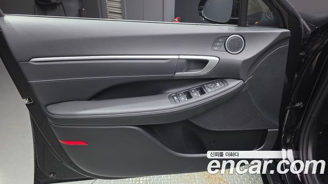 Hyundai Sonata The Edge (DN8) 2.0 Exclusive 2025 — фото 24